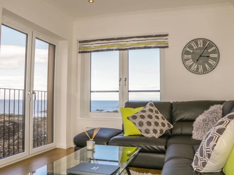 24 Waters Edge Apartment in Scotland