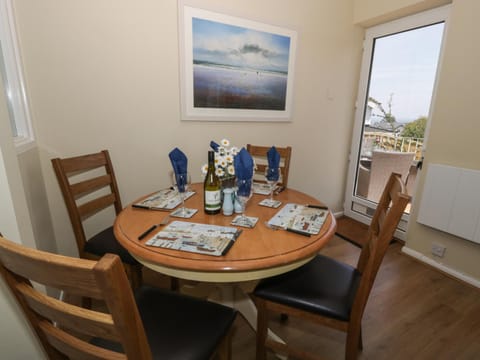 Sea View House in Wales