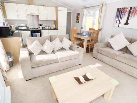 32 Cruachan Lodge House in Scotland