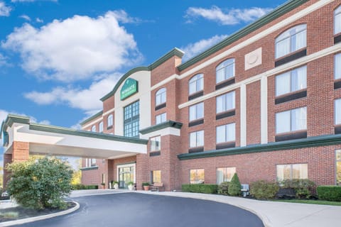 Property building, Day, On site, Time of day