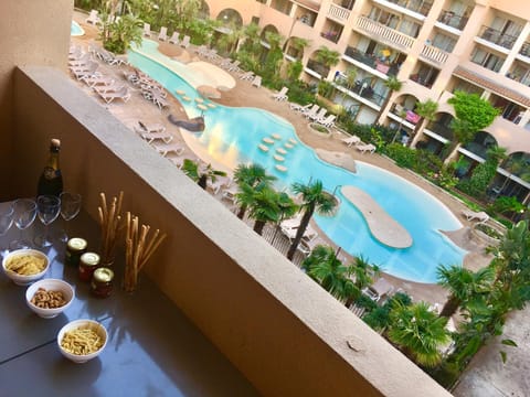 Patio, Balcony/Terrace, Pool view, Swimming pool, Inner courtyard view