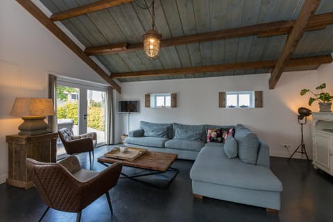 Welcome in - Vakantiehuis 't Blauwtje met ruime tuin I Lepelstraat 18A House in Vrouwenpolder