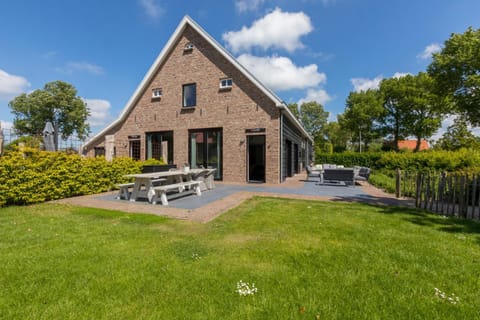Welcome in - Vakantiehuis 't Zwartje met ruime tuin I Lepelstraat 18B House in Vrouwenpolder