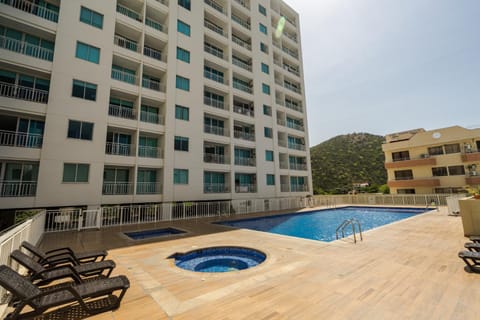 Area and facilities, Swimming pool