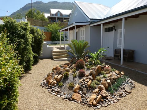 3 Walter Street Apartment in Western Cape