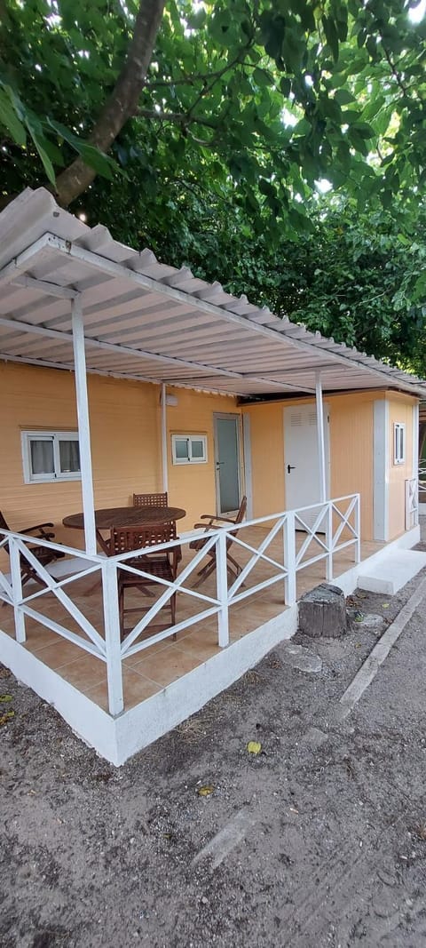 Camping Barraquetes Campground/
RV Resort in Ribera Baixa