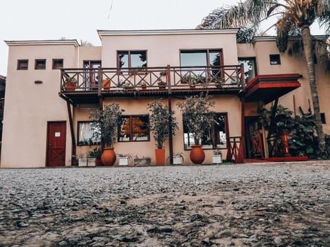 Property building, Facade/entrance, Lobby or reception