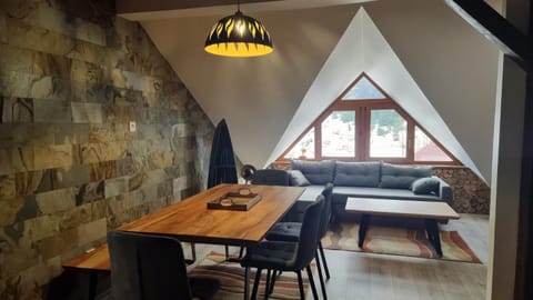 Living room, Photo of the whole room