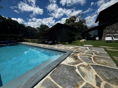 Tenuta Pozzi Chalet in Colico