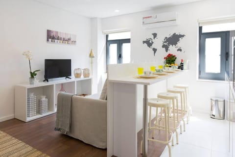 Communal lounge/ TV room, Living room