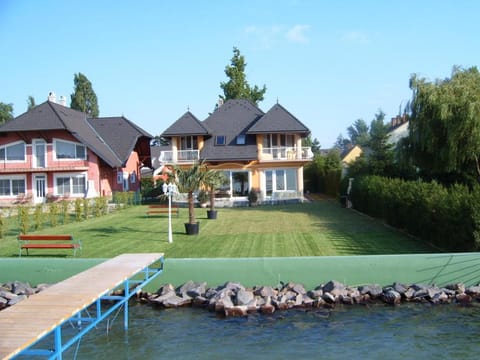Garden, Garden view