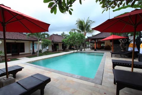 Hotel Melamun Campground/
RV Resort in Buleleng