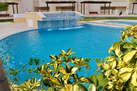 Garden, Swimming pool
