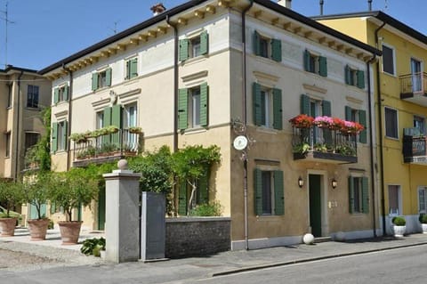 B&B La Mongolfiera Bed and Breakfast in Province of Brescia