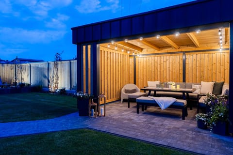 Patio, Night, Garden, Garden view