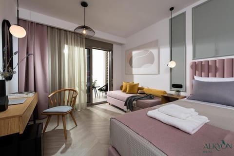 Bed, Photo of the whole room