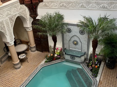 Decorative detail, Pool view