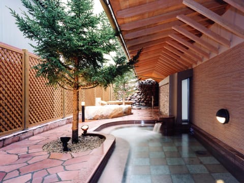 Open Air Bath, Public Bath