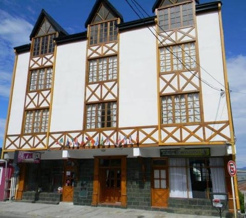 Property building, Day