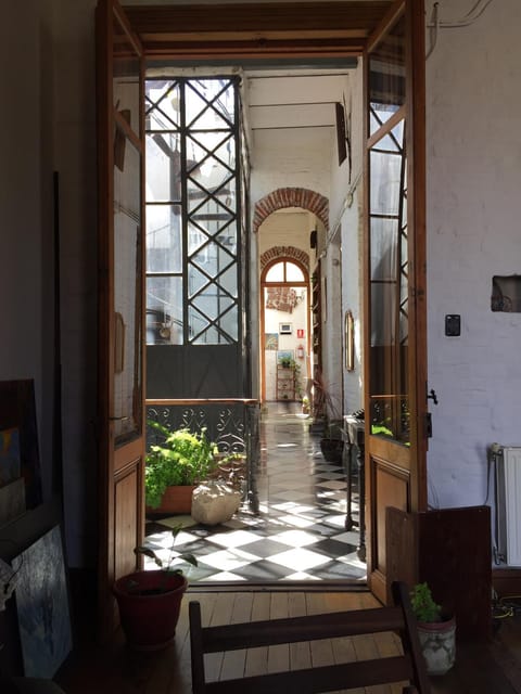 Day, Living room, Lobby or reception