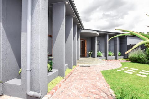 Property building, Garden