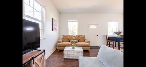 New Orleans Home Sweet Home House in Ninth Ward