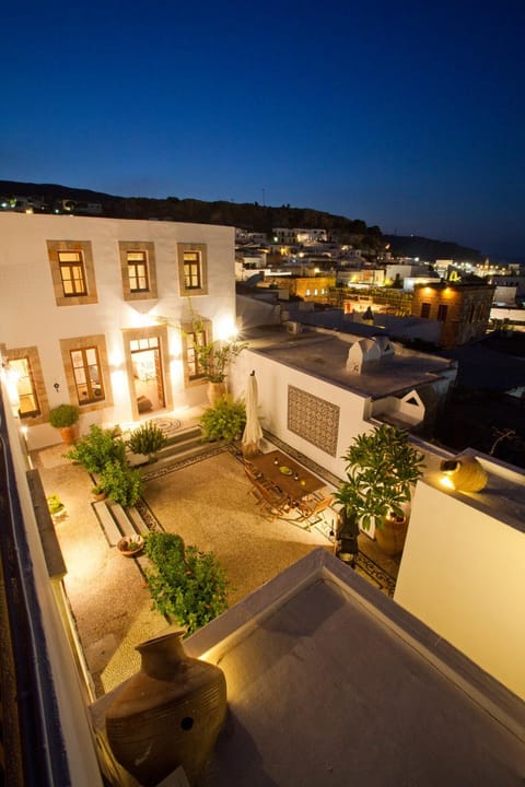 Property building, Patio, Night, Bird's eye view, View (from property/room), Balcony/Terrace, City view, Landmark view