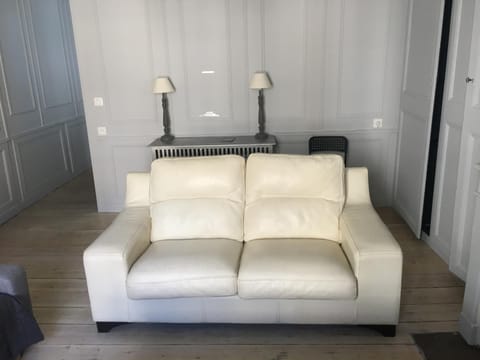 SAINT MALO Appartement Apartment in St-Malo