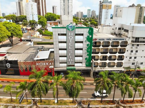 Property building, Nearby landmark, City view, Street view