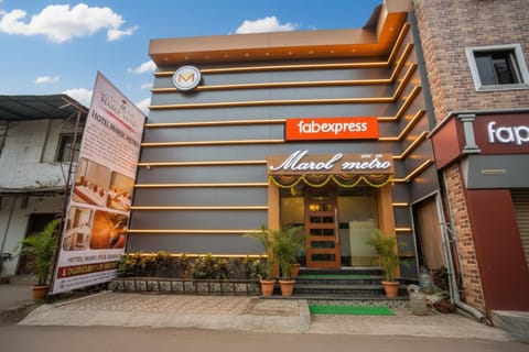 Property building, Facade/entrance