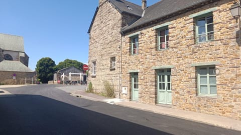 Le Logis De Judicael House in Paimpont