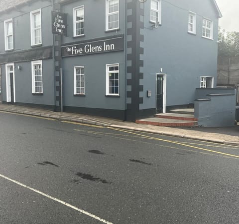 Five Glens Inn -North West Ireland Touring Base Inn in County Sligo