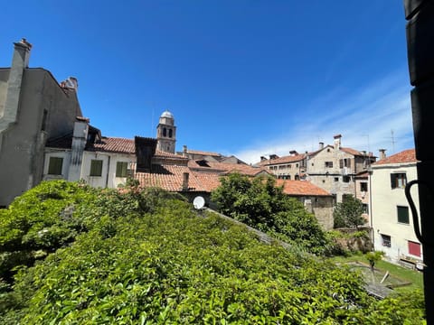 View (from property/room), Garden view, Inner courtyard view