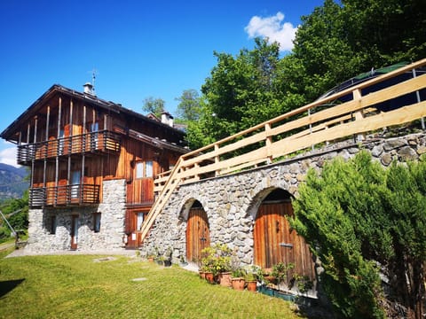 Property building, Garden