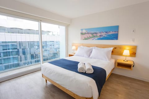 Photo of the whole room, Decorative detail, Bedroom