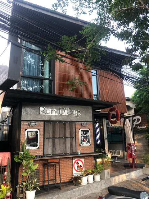 Property building, Facade/entrance