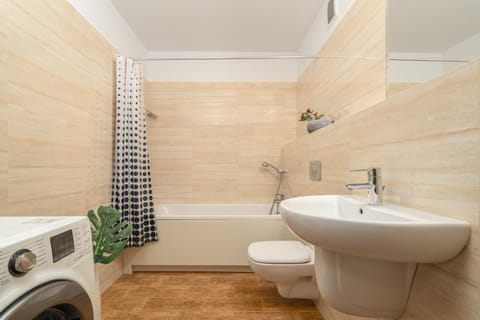 Toilet, Bathroom, washing machine