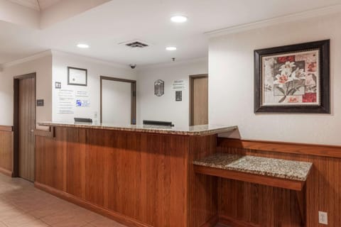 Lobby or reception, On site