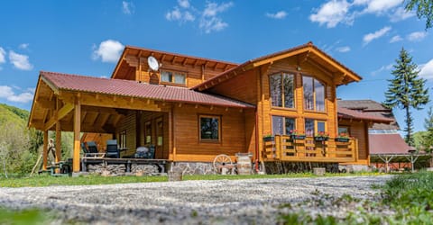 Property building, Day, Natural landscape