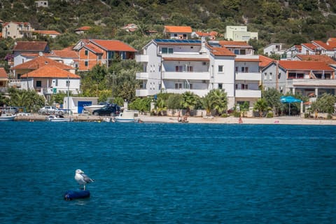 Facade/entrance, Beach