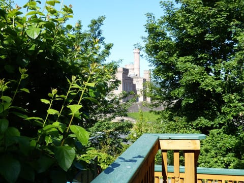 Spring, Summer, Garden, City view, Garden view, Landmark view
