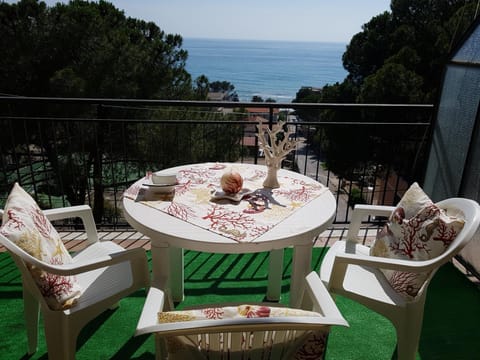 Landmark view, Sea view, Street view