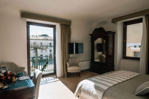 Balcony/Terrace, City view