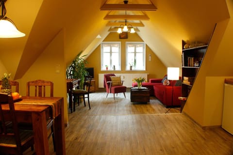 Kitchen or kitchenette, Living room, Dining area