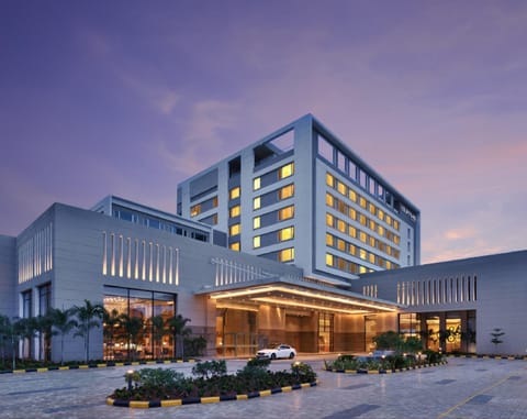 Property building, Facade/entrance