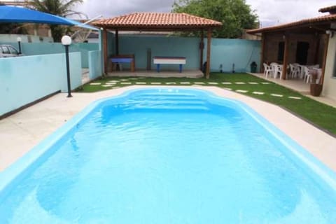 Kids's club, Swimming pool