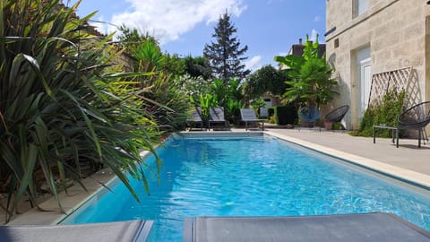 Garden, Swimming pool