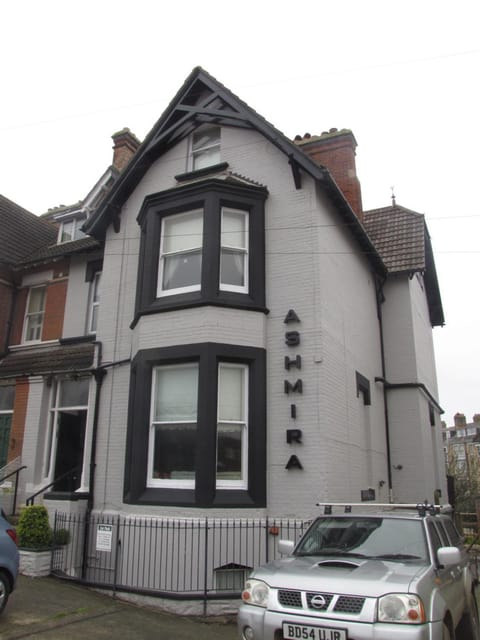 Property building, Day, Parking