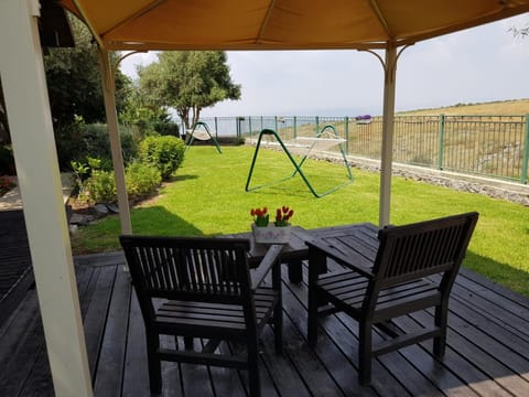 Patio, Garden view