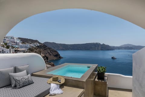 Day, Natural landscape, Hot Tub, View (from property/room), Balcony/Terrace, Balcony/Terrace, Landmark view, Sea view